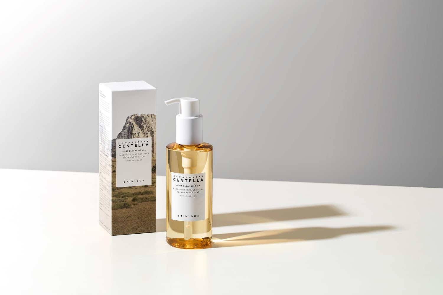 Buy SKIN1004 - Madagascar Centella Light Cleansing Oil at Best Price Online in UAE - Glow Beauty